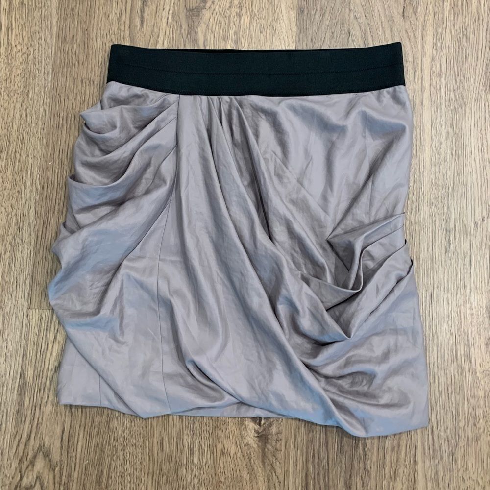 Elizabeth and James Draped Skirt Smokey Lilac size 8 - Picture 4 of 6